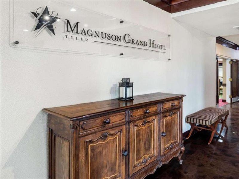 Magnuson Grand Hotel And Conference Center Тилер Екстериор снимка